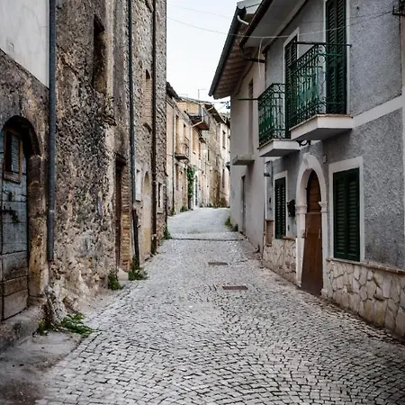 Prázdninový dům Lavistadeisogni Antica Celano